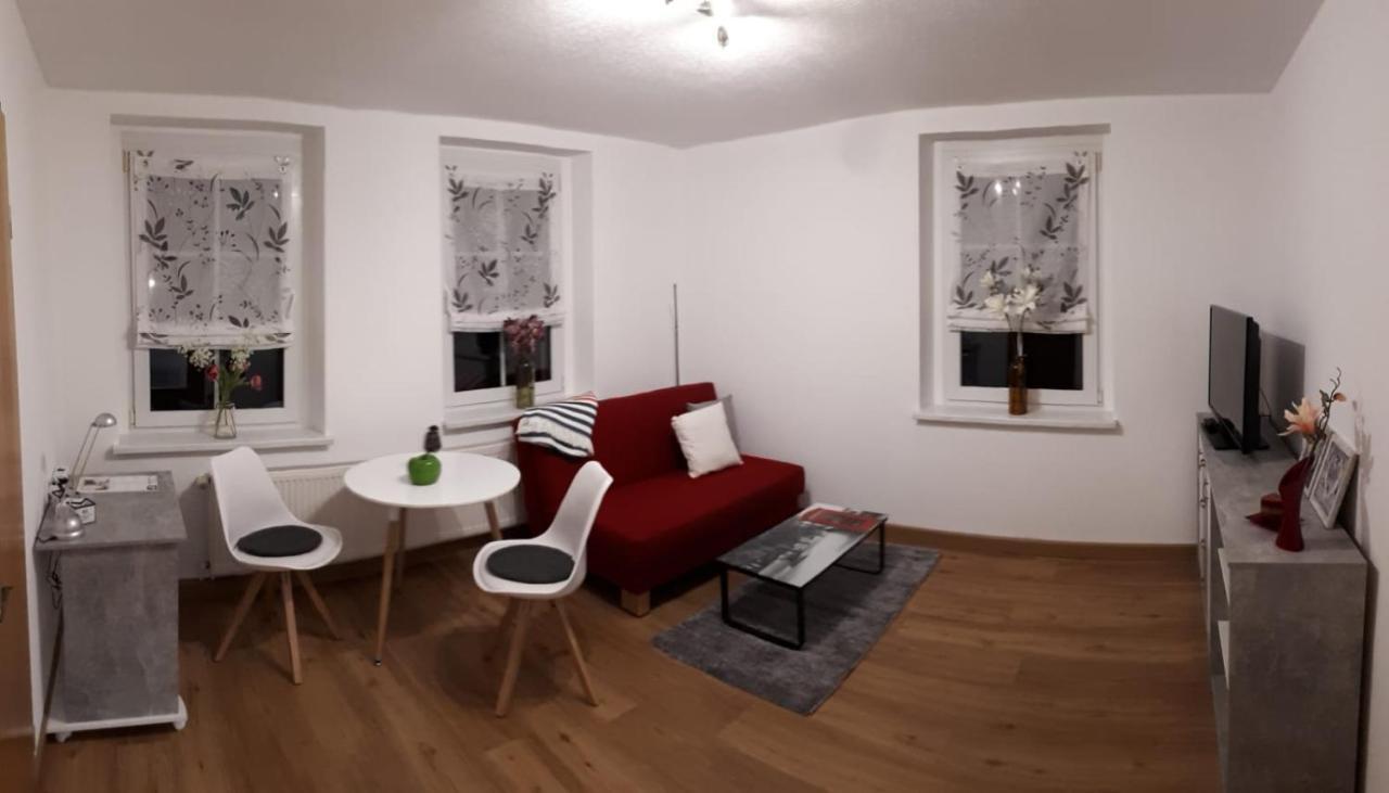 Gemuetliche Ferienwohnung In Der Oberlausitz Ebersbach-Neugersdorf エクステリア 写真
